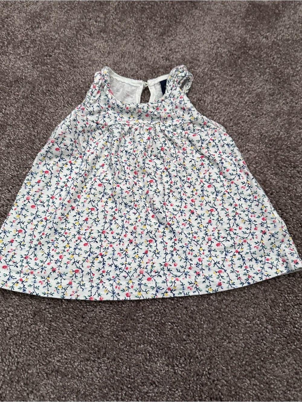 Baby GAP White Floral Size 12-18 months